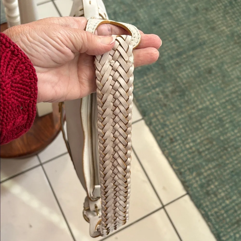 Via Spiga shoulder bag Leather smooth white/tan stitching braided handle EUC - Picture 7 of 16